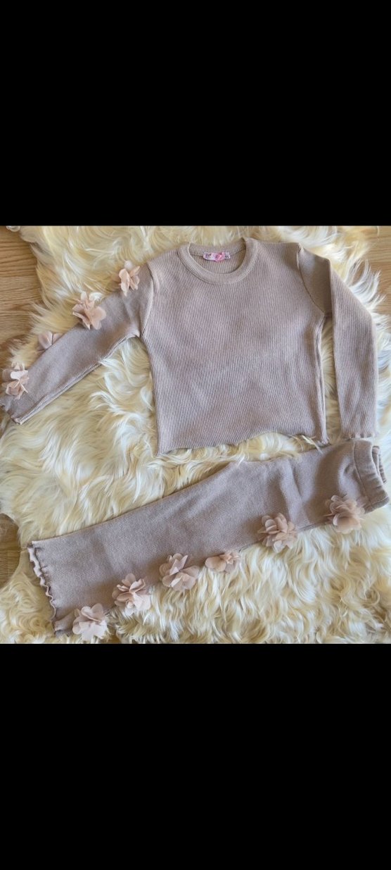 Çiçek Detaylı Renkli Kız Bebek Triko Takım - Görsel 2