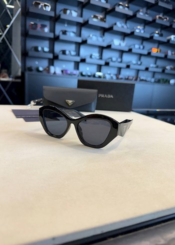 Siyah kadın gözlüğü - Görsel 2