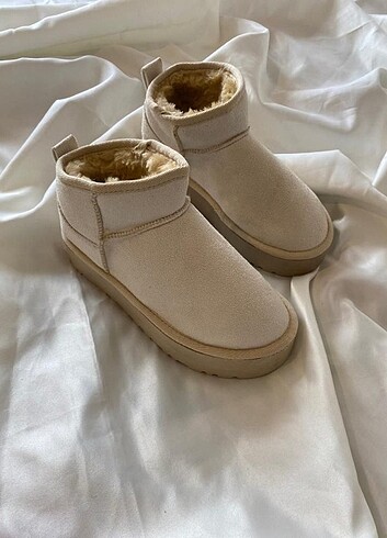 Diğer UGG ultramini platform bej ? ??