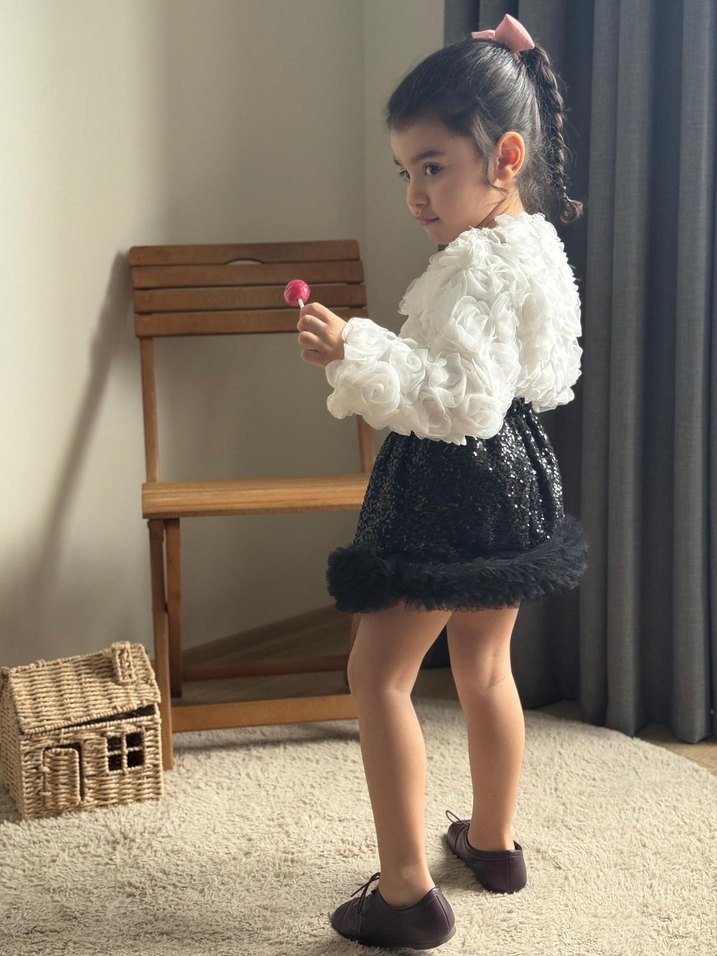 Nakışlı Beyaz Kabartmalı  Kız Etek takim - Görsel 3