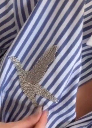 Mavi Çizgili Kadın Gömlek Beyaz Yaka - Görsel 2