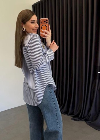 Mavi Çizgili Kadın Gömlek Beyaz Yaka - Görsel 3