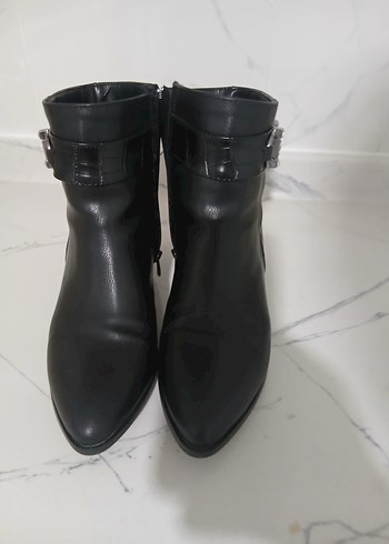 Bej Deri Tokalı Kadın Bot - Görsel 4