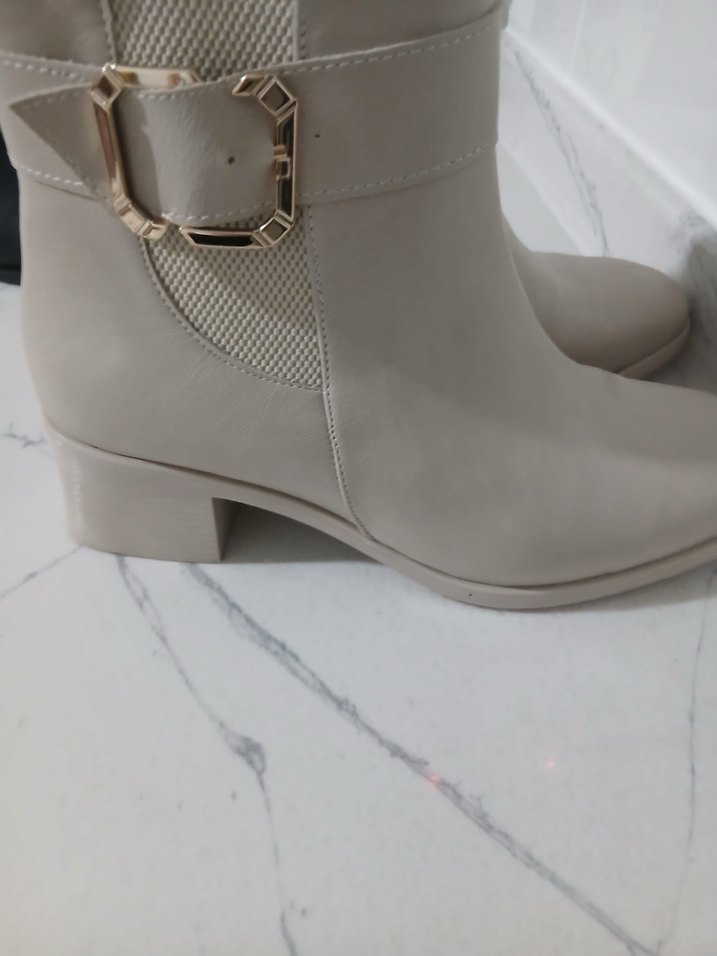 Bej Deri Tokalı Kadın Bot - Görsel 2