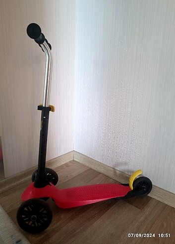 Decathlon Scooter