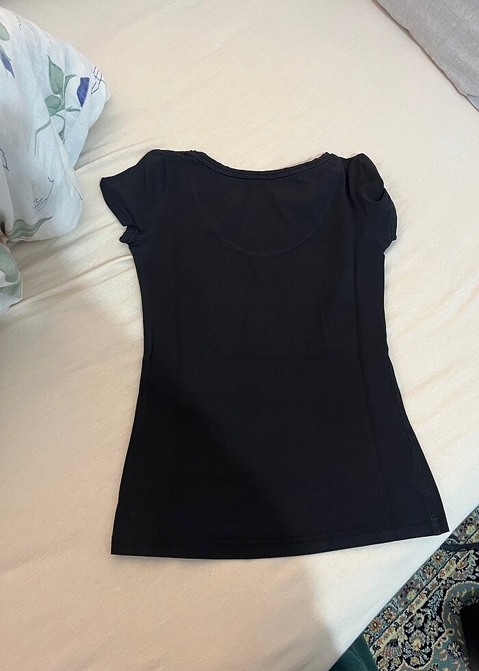 Siyah tişört - Görsel 3