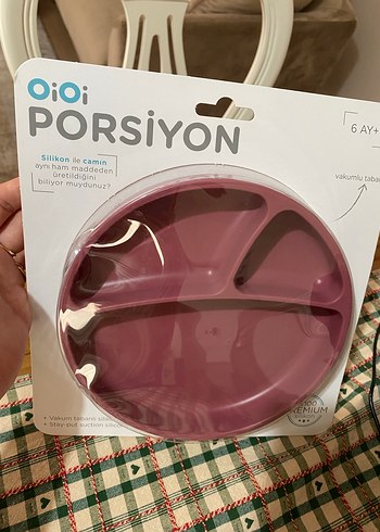 OiOi Bordo Silikon Bölmeli Çocuk Tabak Seti