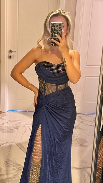 xs Beden Taşlı yırtmaçlı lacivert abiye