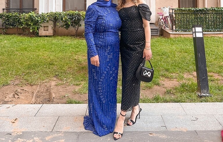 Ilmio Siyah taşlı abiye elbise