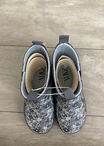 Zara Yağmur Çizmesi - Görsel 5