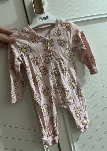 Pembe Çiçek Desenli Bebek Kız Tulum - Görsel 3