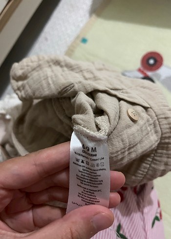 Düğmeli Bej Bebek Kız Tulum - Görsel 4