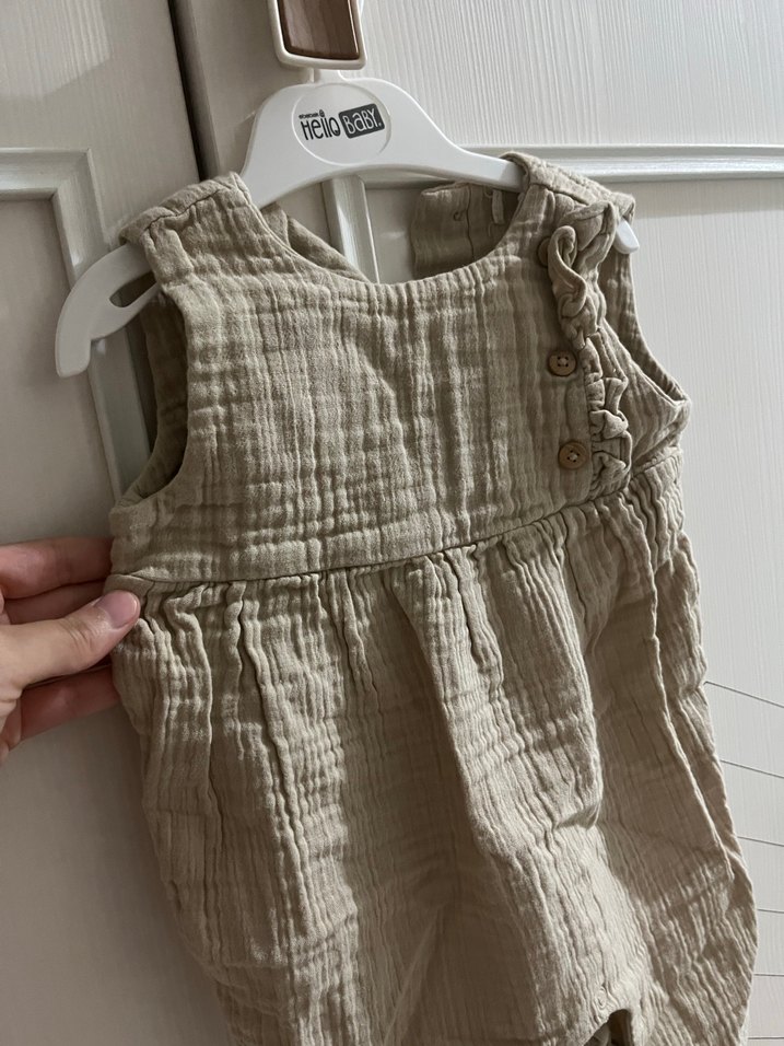 Düğmeli Bej Bebek Kız Tulum - Görsel 2