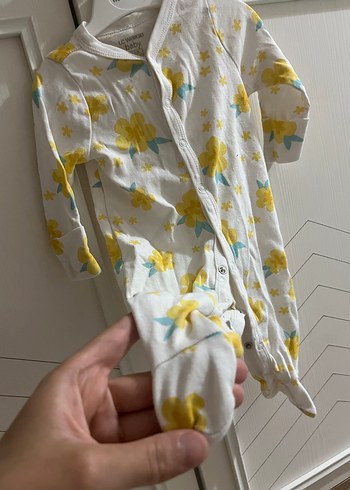 Sarı Bağlama Desenli Bebek Kız Tulumu - Görsel 2