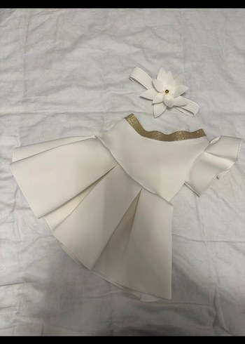 Çiçek Detaylı Beyaz Kız Çocuk Elbise - Görsel 2