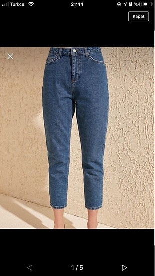 Kot mom jean
