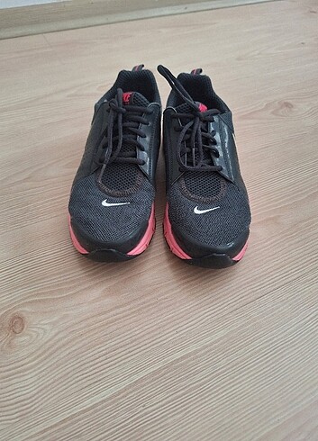 Nike orjinal ayakkabi