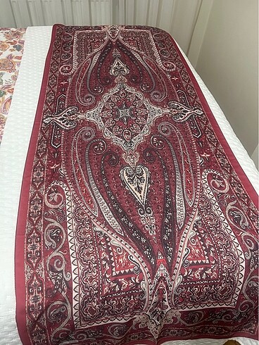 Etnik desen şallar