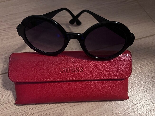 Guess Gues güneş gözlüğü