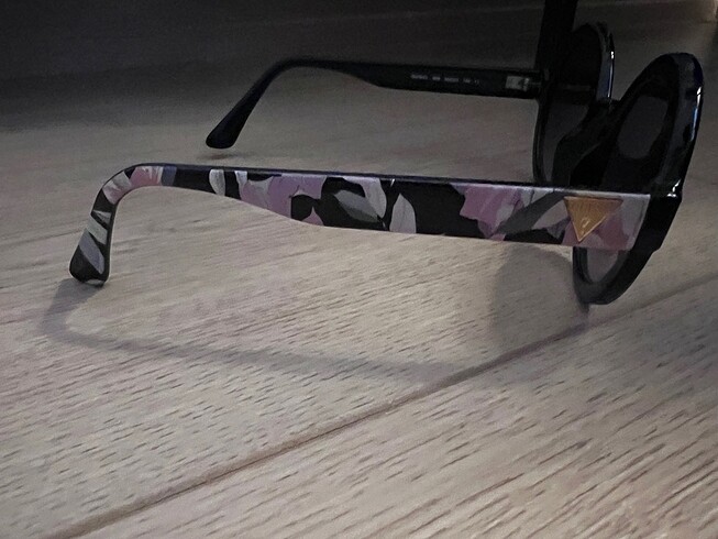 Gues güneş gözlüğü - Görsel 6