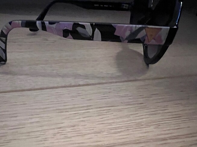 Gues güneş gözlüğü - Görsel 7