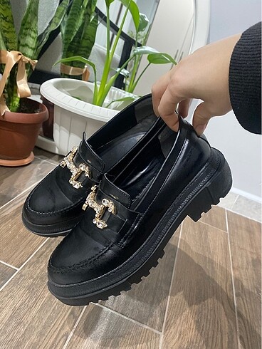 Yaya by Hotic Loafer