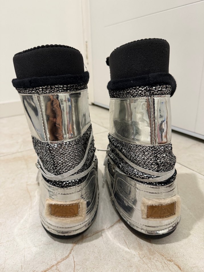 Gri Parlak Yüksek Topuklu Metal Kadın Botlar - Görsel 2