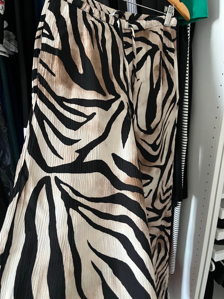 Kahverengi Zebra Desenli Pantolon - Görsel 4