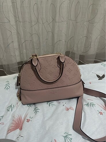 Louis vuitton çanta