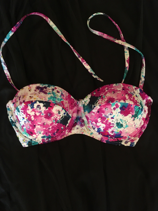 Asos bikini üstü 