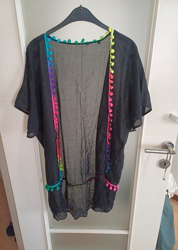 ponponlu siyah plaj elbisesi - Görsel 7