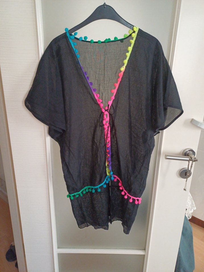 ponponlu siyah plaj elbisesi - Görsel 2