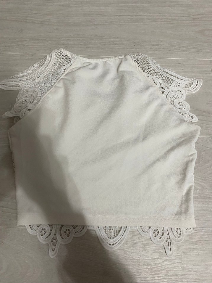 Dantel İşlemeli Beyaz Bohem Kısa Bluz - Görsel 2