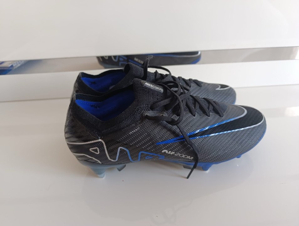 Nıke Gri Erkek Halı Saha Bağcıklı Krampon - Görsel 3