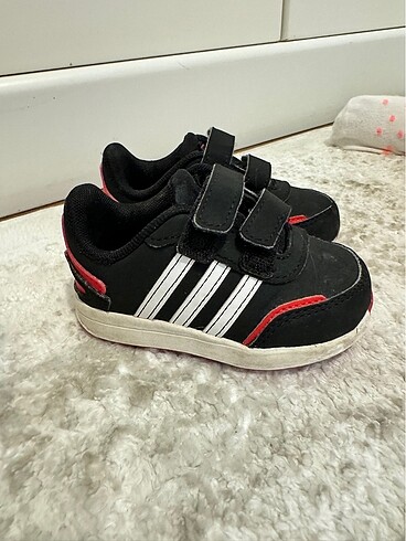 Adidas 20 no