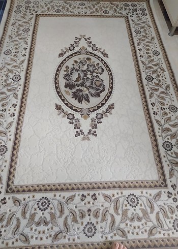 İşlemeli Beyaz Klasik Halı - Görsel 2