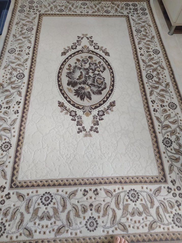 İşlemeli Beyaz Klasik Halı - Görsel 2