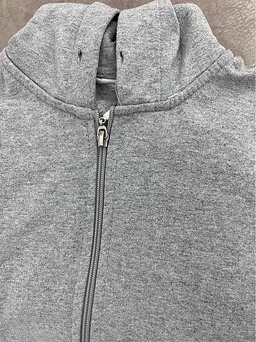 m Beden Gri kapüşonlu sweatshirt