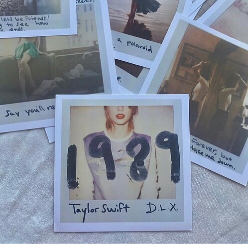 Beden Taylor Swift 1989 Polaroid Set