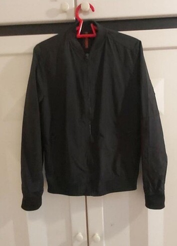LCW Marka mont 