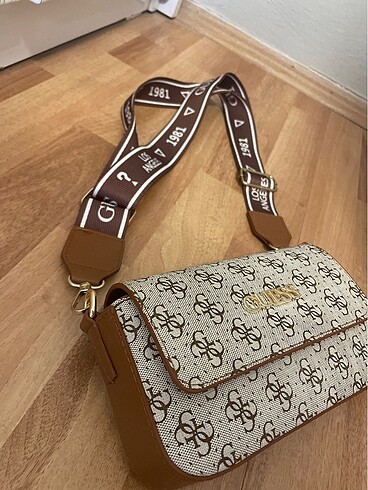  Beden Guess çanta