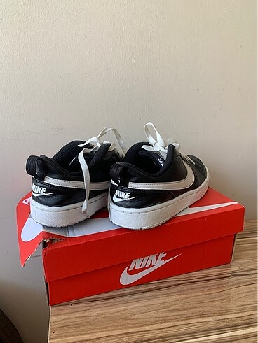 37 Beden Nike Court Borought Low