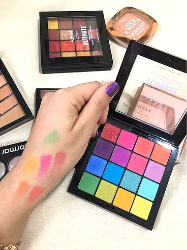 Nyx Ultimate far paleti