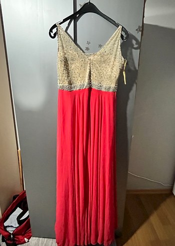 Kırmızı Uzun Drapeli Abiye - Görsel 4