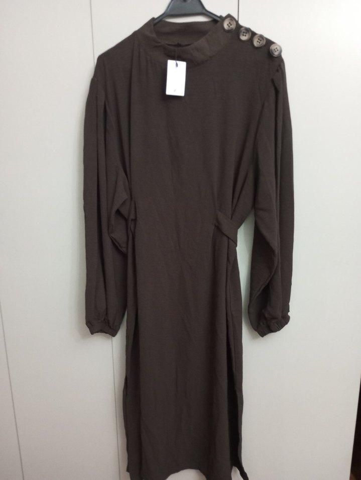 Düğmeli Koyu Kahverengi Uzun tesettür tunik - Görsel 5