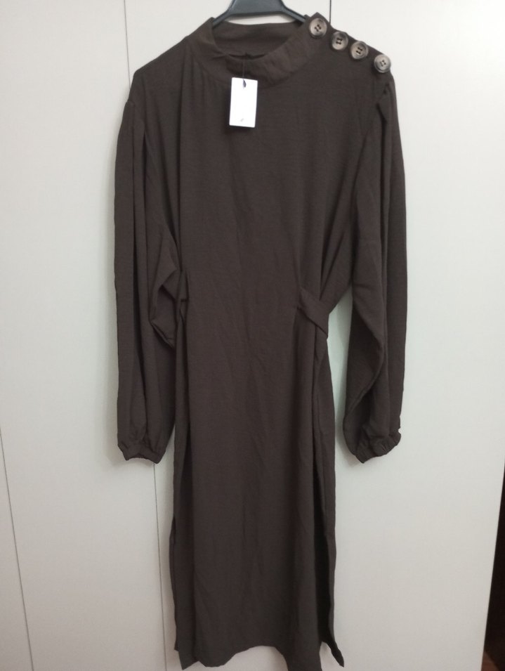 Düğmeli Koyu Kahverengi Uzun tesettür tunik - Görsel 4