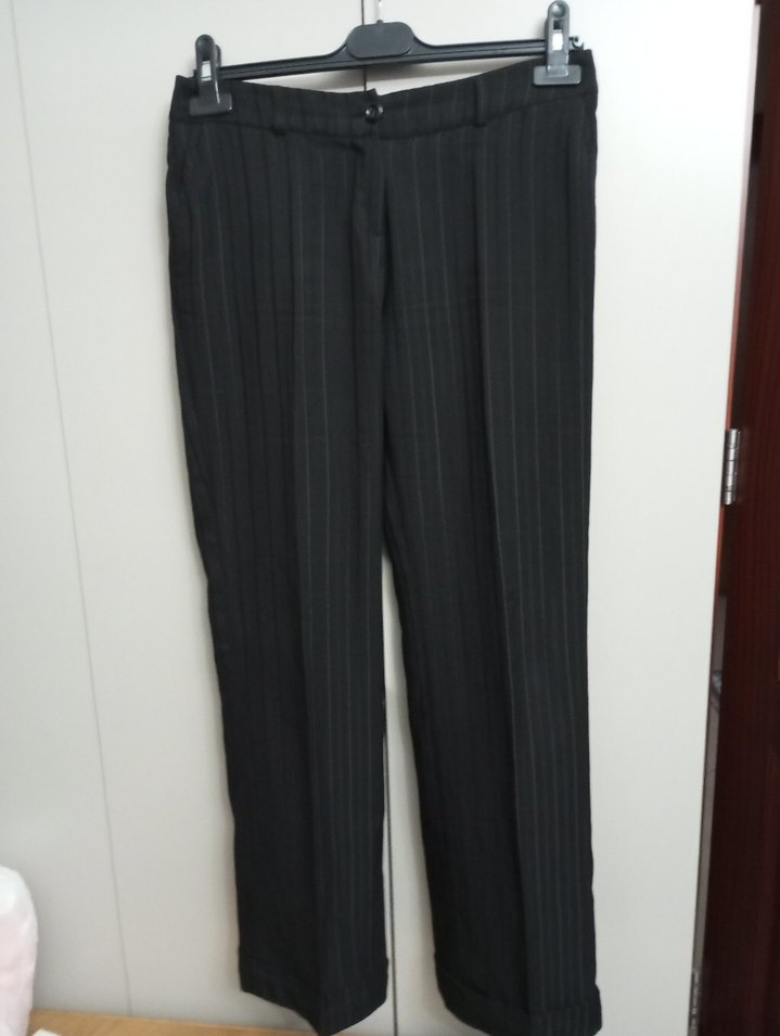 siyah Çizgili Pilili Kadın Kumaş Pantolon - Görsel 5