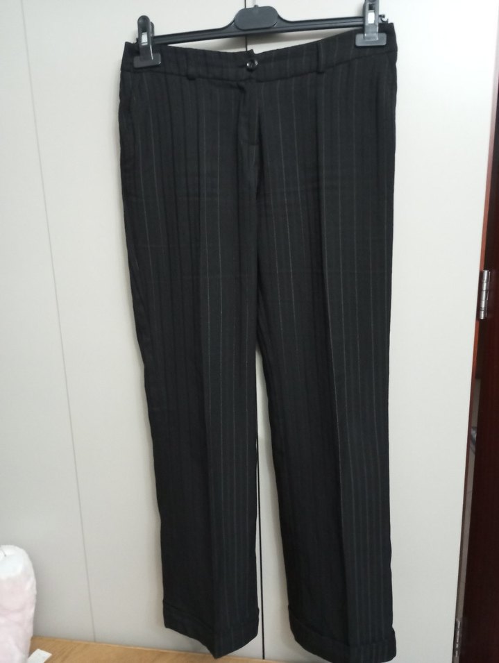 siyah Çizgili Pilili Kadın Kumaş Pantolon - Görsel 2