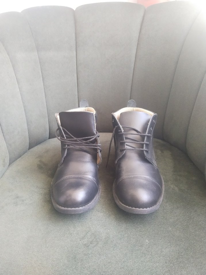 SİYAH KIŞLIK BOT - Görsel 3