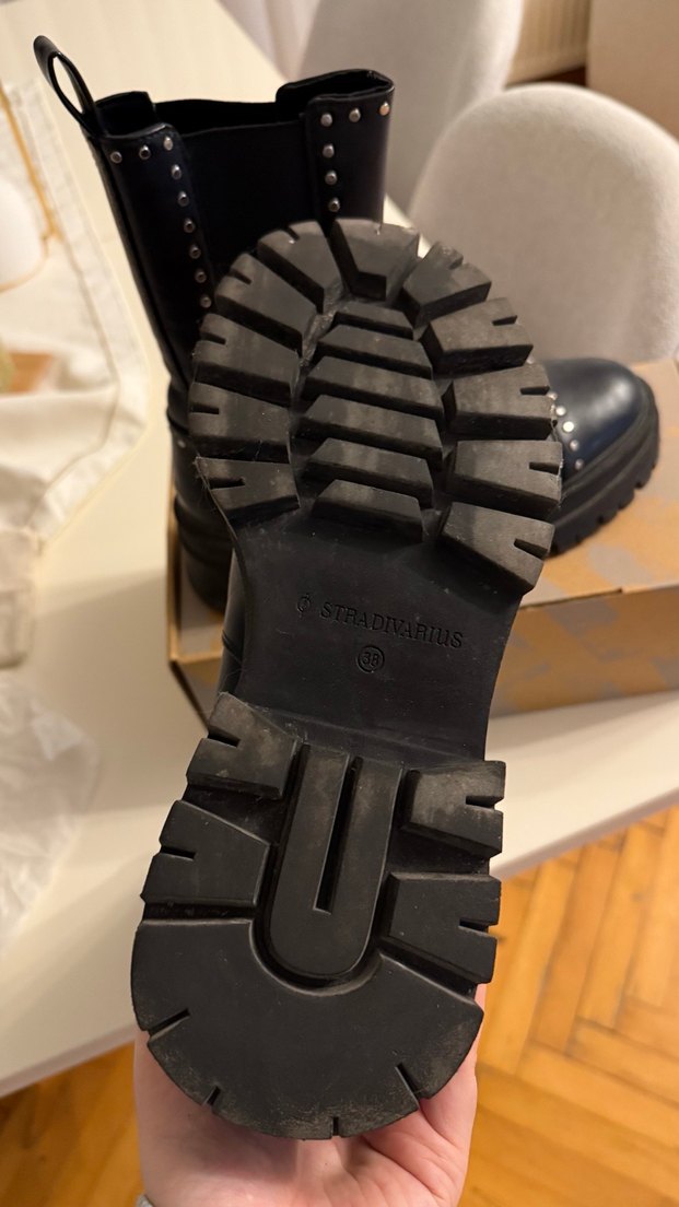 Siyah postal - Görsel 3